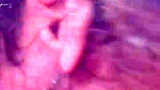 Shemale has rapid oral sex in the car