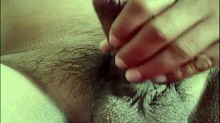 In a leaked 2025 video, a Filipina girl engages in a video call with her boyfriend.