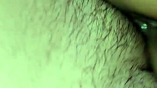 Sigue amor que rico captures a homemade moment in the bedroom with a Latina housewife.