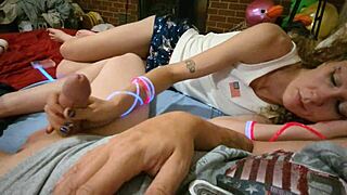 嘿，四日独立日POV手撸超近距离射满美甲！