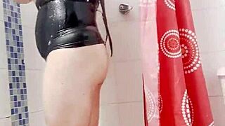 Madrastra Puta Latina Colombiana With Cameltoe Gigante Masturbates For Stepson In Shower - Want To See Usa Bhabhi Desi Action?