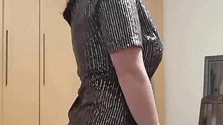 hot south african babe strips naked, shows her sexy body without tattoos or fakes... ready to fuck any teen student 😏🔥