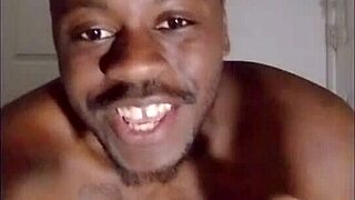 uh, i'm changing my favorite dance name from heart break llamasr dance to heart make llamasr dance2... yeah, that's better