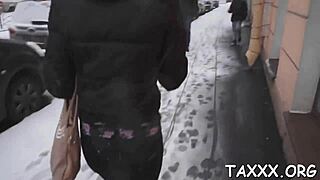 Agent Pokes Teen Models Fur Pie