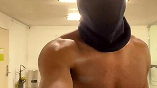 Intense workout targets neck and shoulders for California bodybuilder ladies