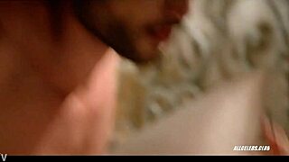 Helene Yorke《Graves》第一季第三集激情场面