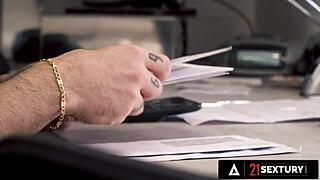 Watch Lana Roy's Gaping Hole Get Pounded Hard For That Insane Facial Cumshot!