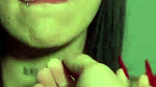 Sexy 18 Year Old Colombian Teen Aradia Dances And Takes Anal Fucking With Buttplug