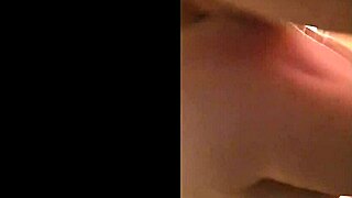 哇英国胖奶奶上门翘臀后入大奶狂晃