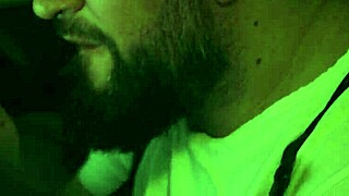 Creampie that juicy pussy on the kitchen counter from the plumber's deep thrusts!