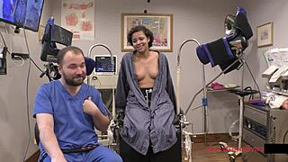 Tampa university entrance physical with rebel wyatt spreading shaved pussy