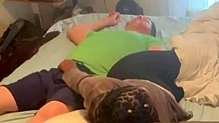 Homemade amateur ebony next door neighbor came over to fuck in bedroom! 🔥