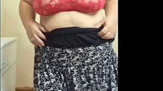 Chubby Busty Wife Fingers Fat Pussy In Homemade Solo Session With Big Ass Shaking