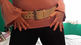 with that big ass dancing like that, i cum right away every single time