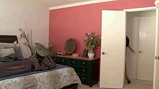 hey fuck me with your cock before you go on vacation