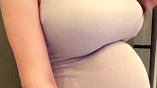 stepmom reveals her flexible ass and large milky breasts in a homemade display