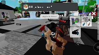 Fazendo Sexo Em P�blico Na Pra�a Com Uma Amiga Prostituta - Brookhaven