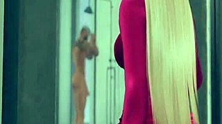 Second life shower scene with Grant Dynamo and Kitten 😏