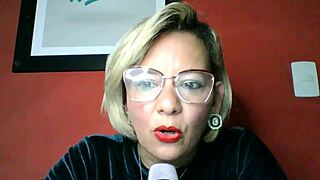 conto unfolds as a simple narrative tale