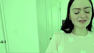 Stepdaughter's Huge Breeding Fetish Drives Stepdad Wild—He Fills Her With Creampie In Dirty Talk POV!