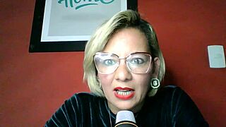 conto unfolds as a simple narrative tale