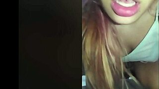 Marrana de Steam Mexico explores her cultural roots in a vibrant community setting.