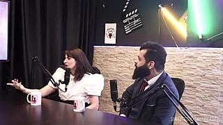 Chatting casually about Lady Snow and Lord Kenobi in Tifany Swing Cast part 6 on Sheer Red