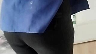 Mi Jefe Me Pide Que Le Chupe La Polla En Mi Trabajo