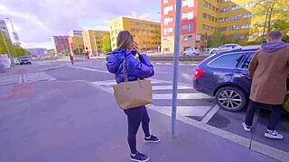 Blonde flashes and masturbates with dildo in taxi during daring ride.