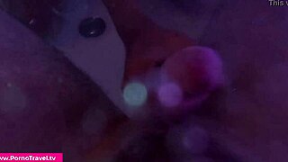 Amateur HORNY girl gives FEET JOB to big cock in homemade video.