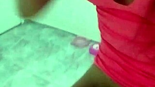 Paloma Veiga enjoys weekend with cold beer and tasty blowjob