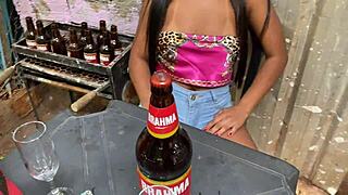 艾丽丝酒吧节目首次骑老男人粗屌