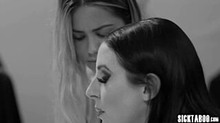 嘿拉丁妹子试过跟巨乳熟女大屌怪实验吗口交吸得超激烈