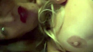 嘿，梅丽莎·德瓦萨回归，像狂野拉丁熟女猛骑假屌