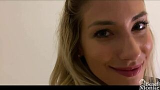 Amateur Couple Shona River Shares Experiences and Masturbates for Benefit Monkey