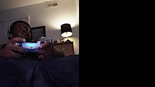 游戏胖妹近距离独玩手淫自摸