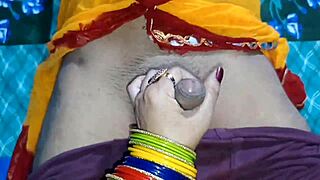 करवा चौथ स्पेशल brings my first time Indian girlfriend fucking in bedroom with dirty talk and creampie close up action.