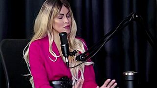 i'm this safada showing off my blowjob skills, getting tits sucked, then the plug slips into my ass while peeing for the client in lingerie