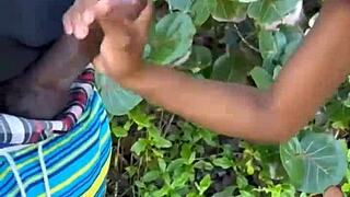 She encountered a well-endowed black man on the beach. The Colombian babe sucked his big cock and swallowed his cum.