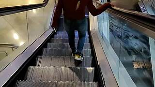 My boyfriend invites me to dinner then fucks my ass in the restaurant bathroom 🍽️🍑