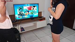 What if housewife receives technician and seduces him while husband is out with small waist foreplay