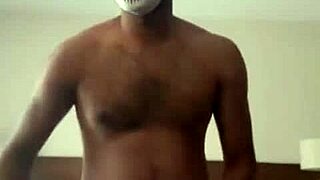 第一次solo打网袜印度妹超羞辱