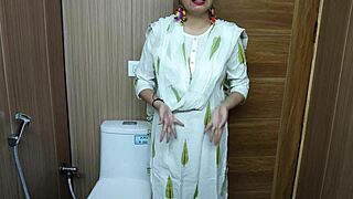 Craving My Stepmothers Delicious Pussy in the Bathroom with Intense Licks