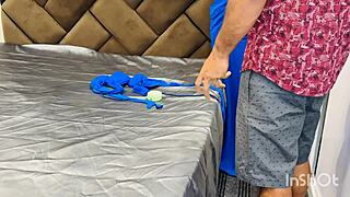 Horny Mumbai Back Manager's Wife Invites Home For Hardcore Blowjob And Orgasm-Filled Fucking With Abusive Dirty Talk