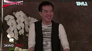 嘿，准备好Rika Anna狂野日本群P爆浆内射高潮？