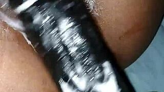 高挑人妻插22cm巨屌老公惊呆围观