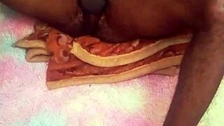 她骑乘黑珍珠熟女自制业余狂干