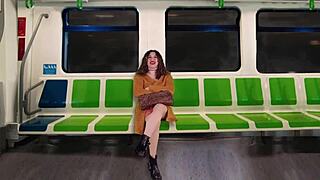 Seduciendo al mejor amigo de mi esposo 😏 with some naughty public flashing and fingering outdoors