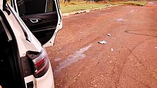 Stepmother catches stepson with her car outdoors and surprises him with anal creampie while making her squirt from ass vagninho and luna oliveira