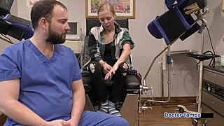 哇，Dr Tampa护士手套佛州医院羞辱Ava Siren人体实验！